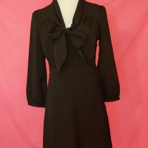 Black Three Quarter Sleeved Dress with Tie